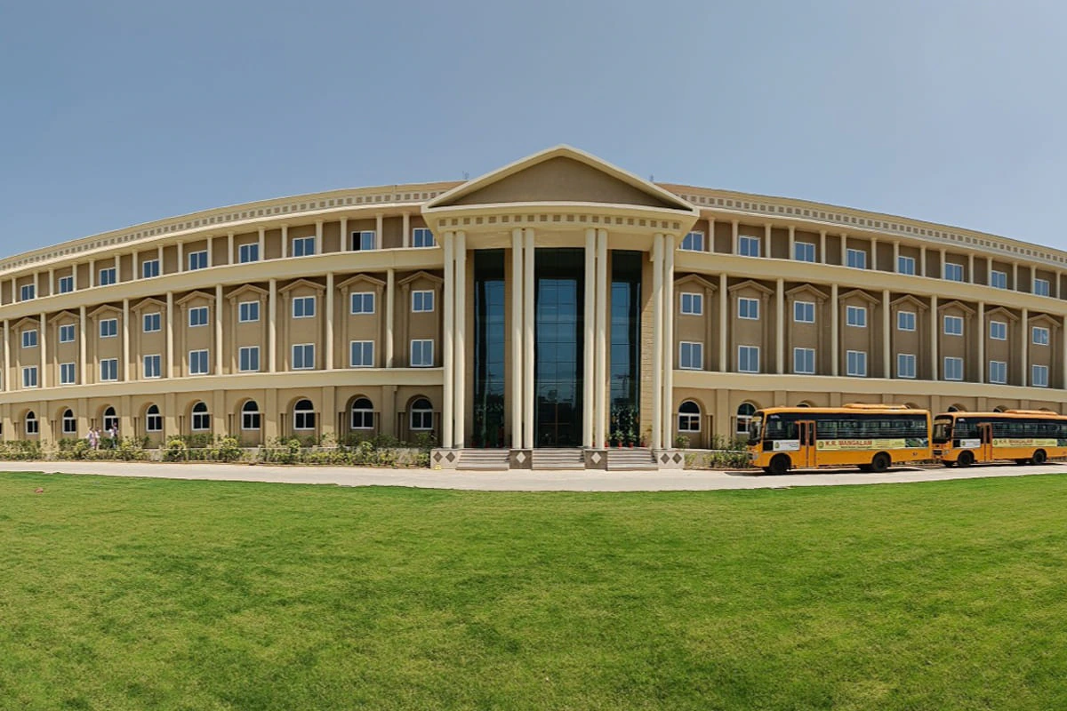 School 4
