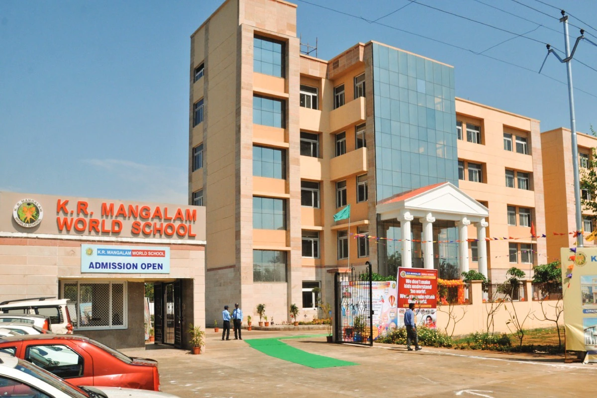 School 4