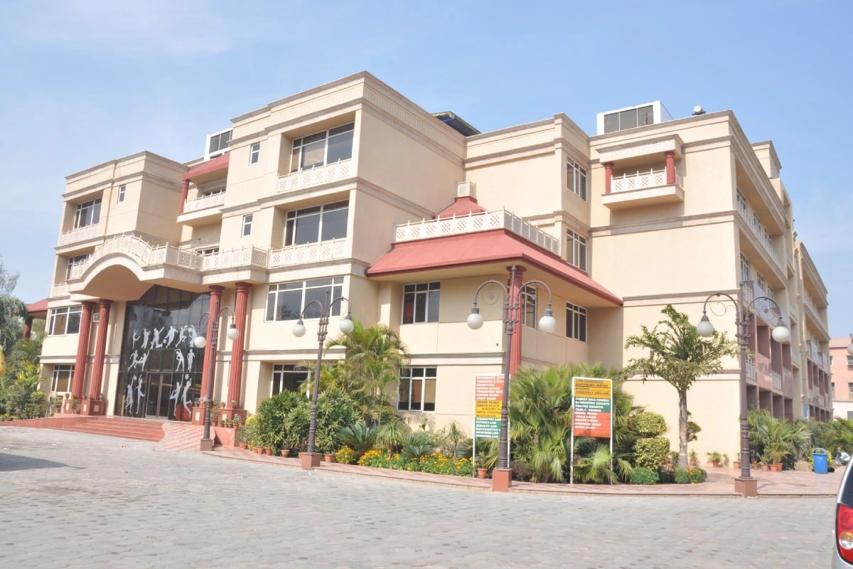 School 4