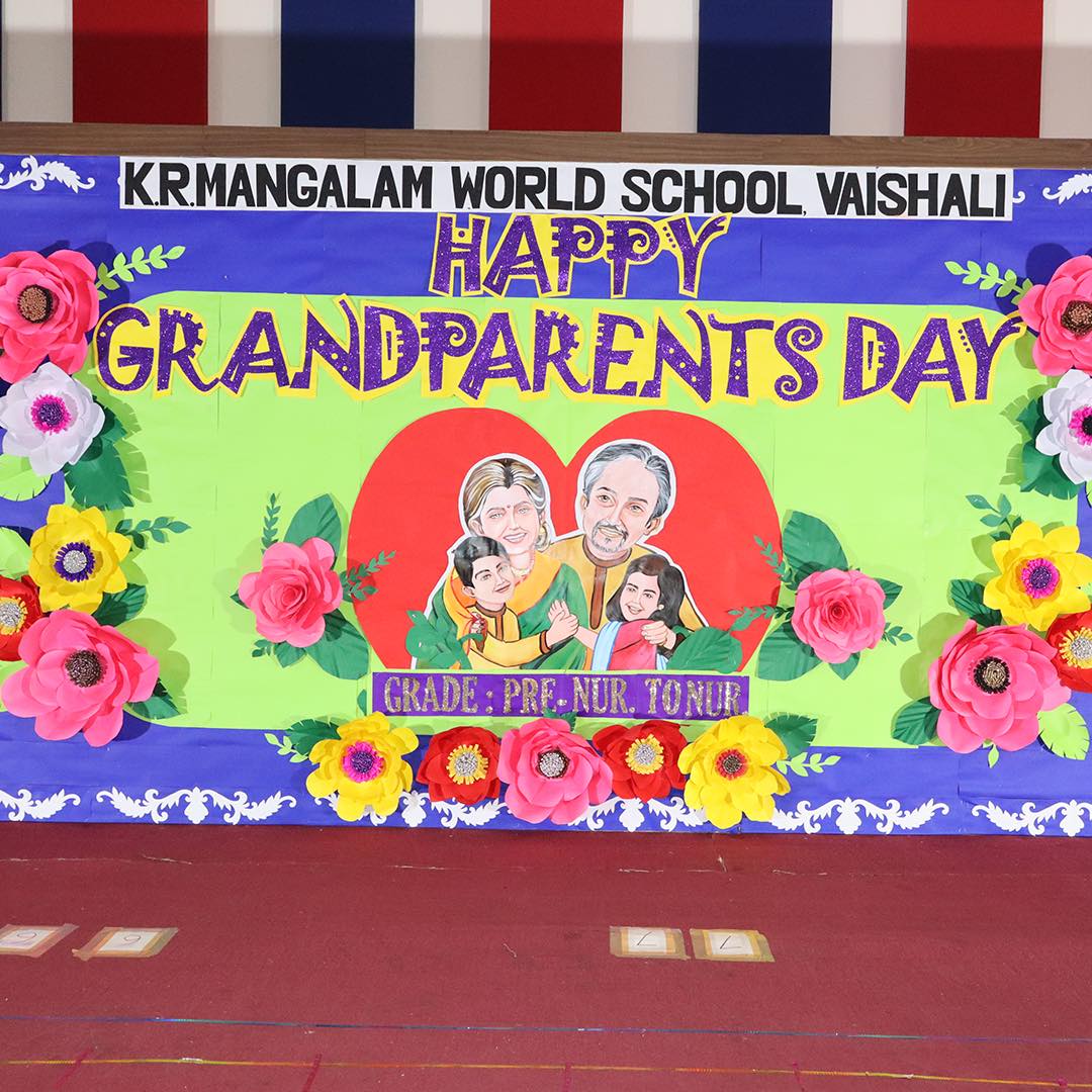 students of grades Pre- Nursery and Nursery organised Grandparents day!-6